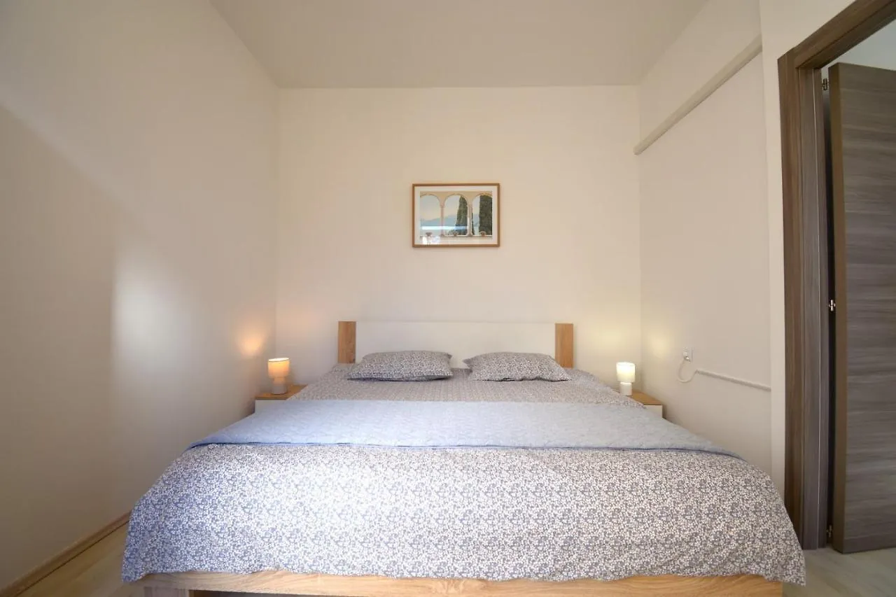 Cosy Old Town Apartment Pula